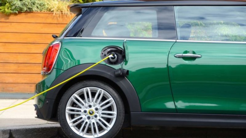EV Network has signed £50m investment